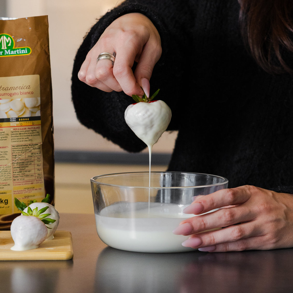 Gran Centramerica White Melting Wafers - 2.2 lb