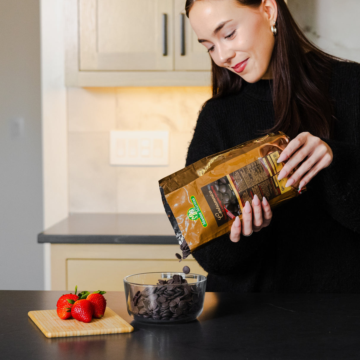 Gran Centramerica Dark Melting Wafers - 2.2 lb