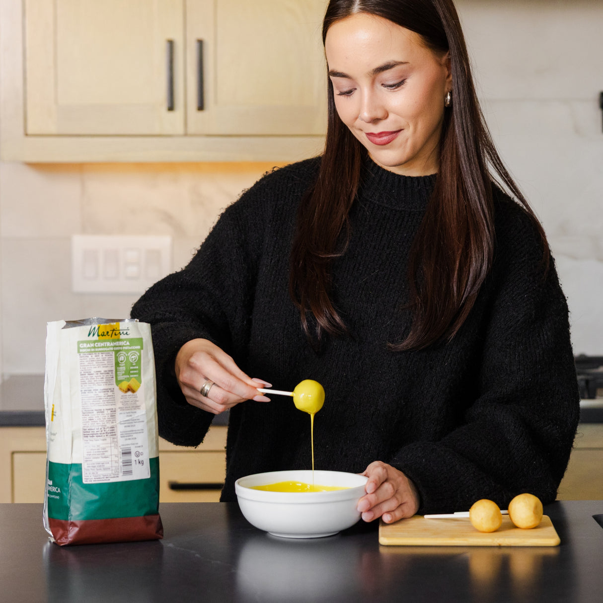 Gran Centramerica Pistachio Melting Wafers - 2.2 lb